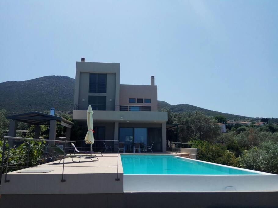 Panoramic View Summerhouse Loukissia Exterior photo