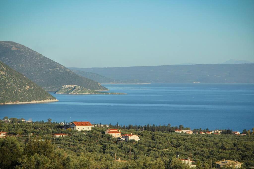 Panoramic View Summerhouse Loukissia Exterior photo
